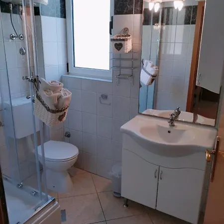 Apartment Dalmacija *
