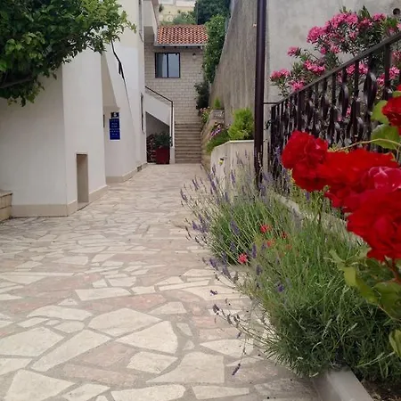 Dalmacija Apartment